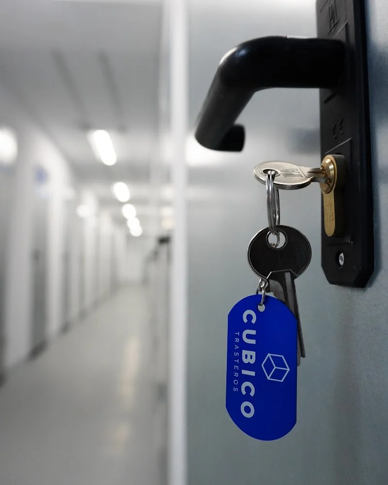 Cubico Trasteros en Av. Trinidad, 48, Local bajo, 38204 La Laguna, Santa Cruz de Tenerife, España - Imagen 5