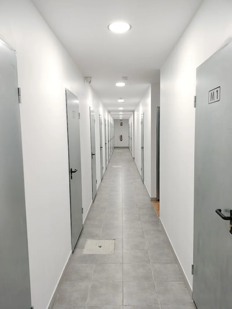 Self Storage Puerto de la Cruz en Av. Venezuela, Edificio Bahamas, 4, 38400 Puerto de la Cruz, Santa Cruz de Tenerife, España - Imagen 1