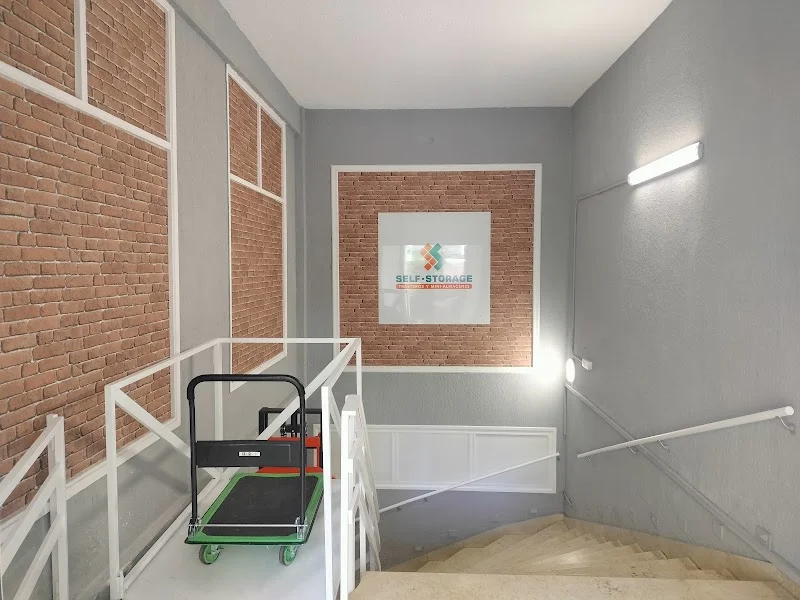 Self Storage Puerto de la Cruz en Av. Venezuela, Edificio Bahamas, 4, 38400 Puerto de la Cruz, Santa Cruz de Tenerife, España - Imagen 3