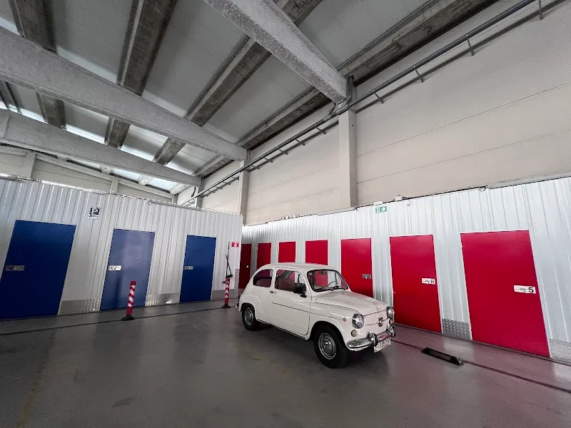 TodoKB Trasteros de alquiler Pamplona en Pol. Ind. de Artica, Carr. de Artica, 11, 31013 Pamplona, Navarra, España - Imagen 4