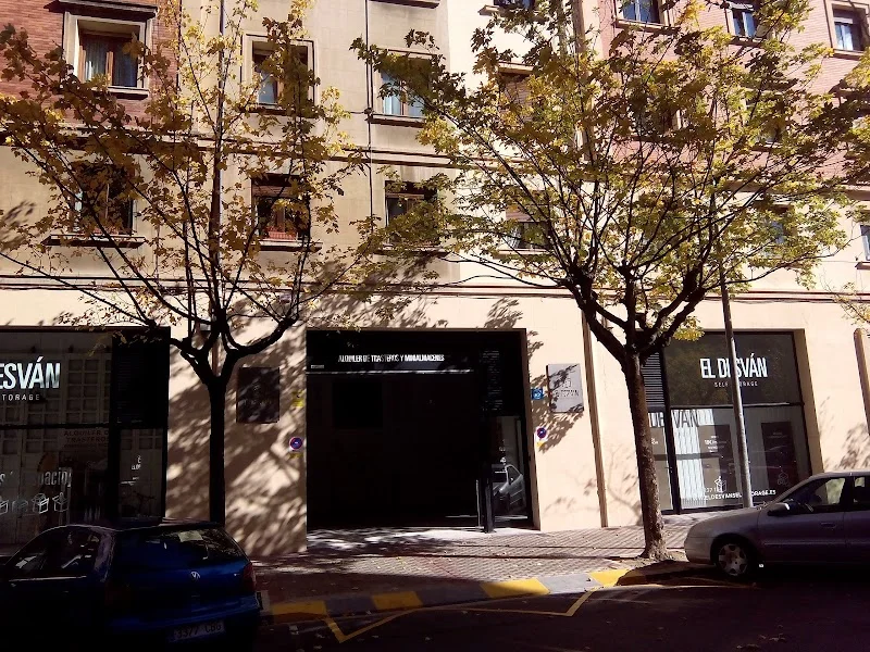 EL DESVÁN SELF STORAGE en C. de Sangüesa, 15, 31003 Pamplona, Navarra, España - Imagen 2
