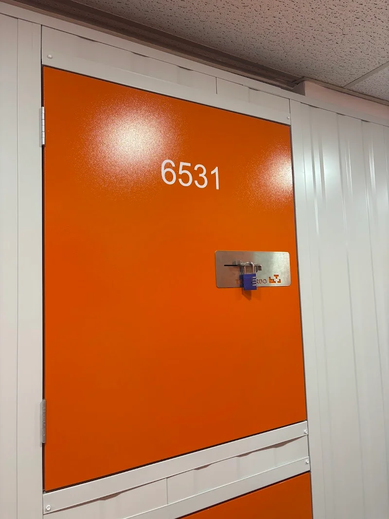 TEGUARDO alquiler trasteros San Juan en C/ Monasterio de Irache, 20, 31011 Pamplona, Navarra, España - Imagen 4