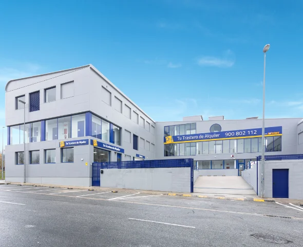 OhMyBox! Trasteros de alquiler: Pamplona, Navarra en Calle Madres de la Plaza de Mayo, 20, 31013 Artica, Navarra, España - Imagen 2