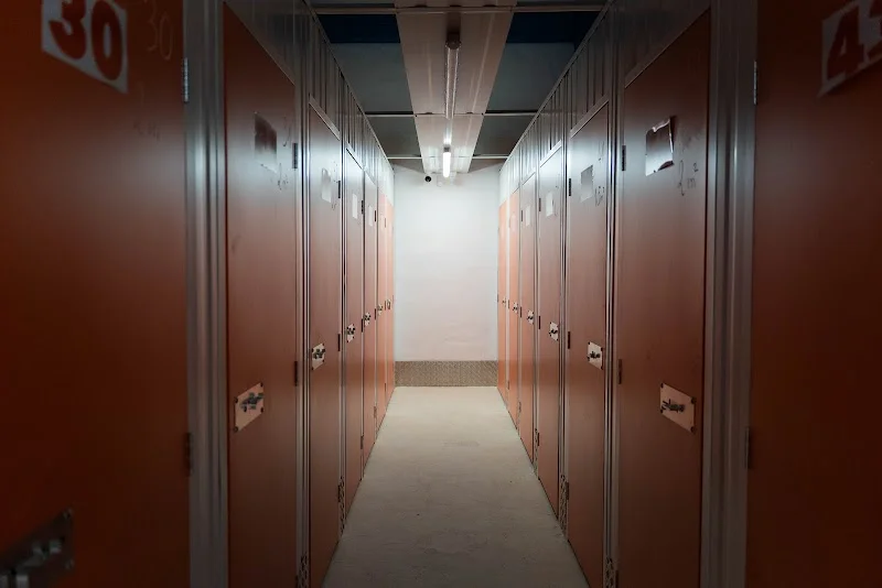 Trasteros Irizu Txantrea - Pamplona en C. Mendigorría, 17, 31015 Pamplona, Navarra, España - Imagen 3