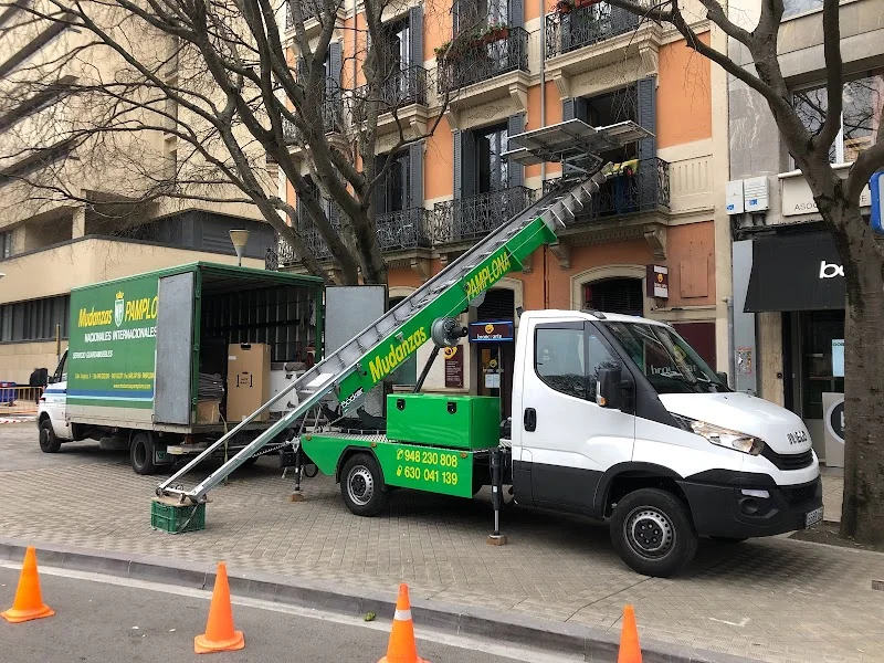Mudanzas Pamplona en Calle de Pamplona, 34, 31119 Imárcoain, Navarra, España - Imagen 3
