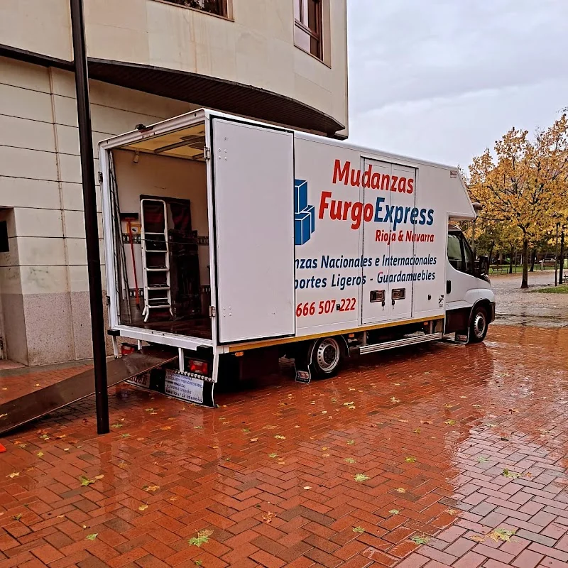 Trastero Mudanzas-Furgoexpress-Navarra en 31001 Pamplona, Navarra, España - MejorTrastero