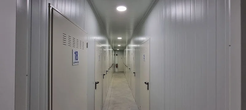 Oktrastero - Alquiler de trasteros en Almería en Tr.ª de San Luis, 52, 04009 Almería, España - Imagen 2