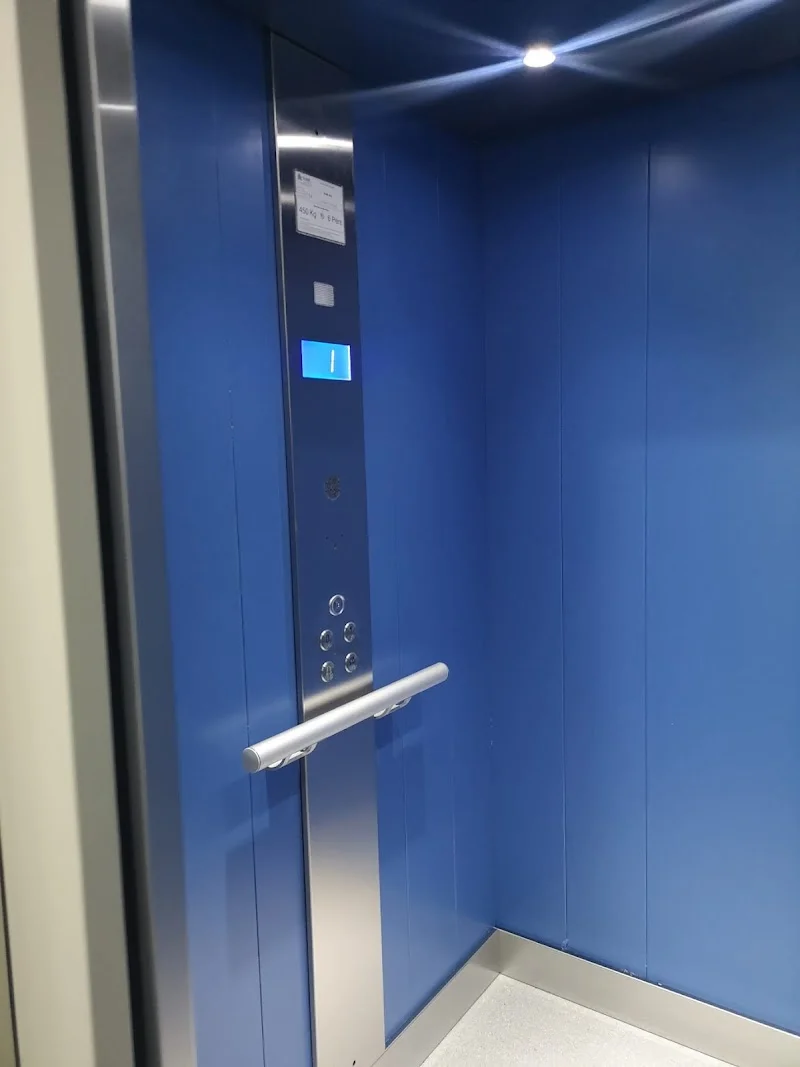 Los Picos Trasteros en Carrera de los Picos, 15, 04004 Almería, España - Imagen 3