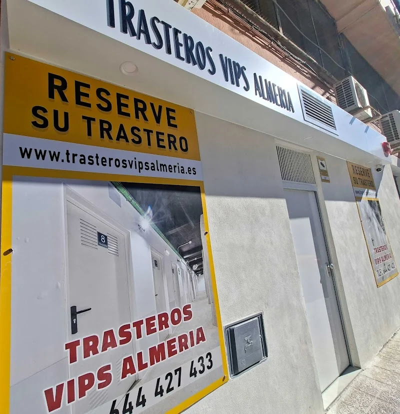 TRASTEROS VIPS ALMERIA en Pl. de Sta. Isabel, 11, 04009 Almería, España - Imagen 3