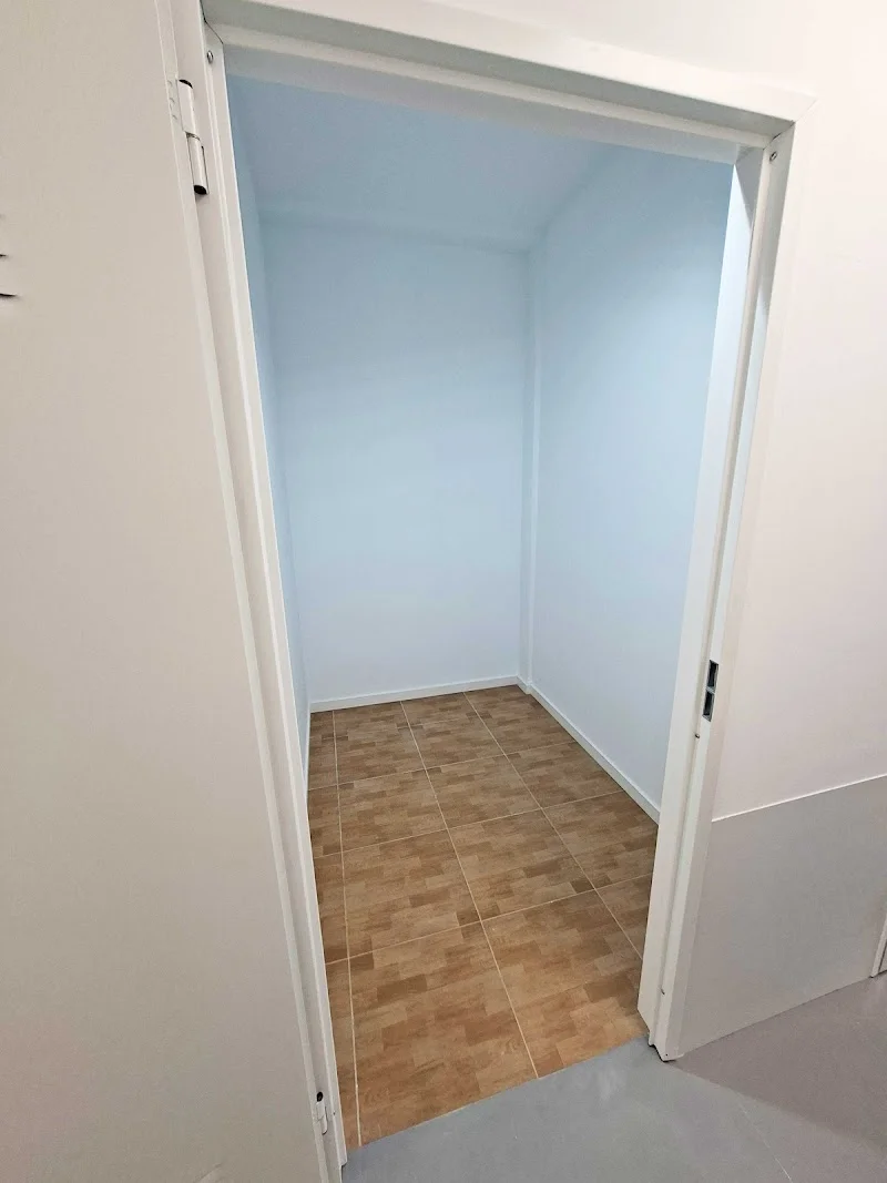 TRASTEROS VIPS ALMERIA en Pl. de Sta. Isabel, 11, 04009 Almería, España - Imagen 5