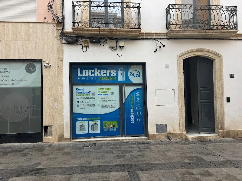Trastero LockersAlmería. Consigna para equipajes 24/7. en C. San Francisco de Asís, 19, 04001 Almería, España - MejorTrastero