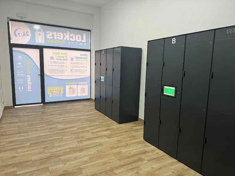 LockersAlmería. Consigna para equipajes 24/7. en C. San Francisco de Asís, 19, 04001 Almería, España - Imagen 4