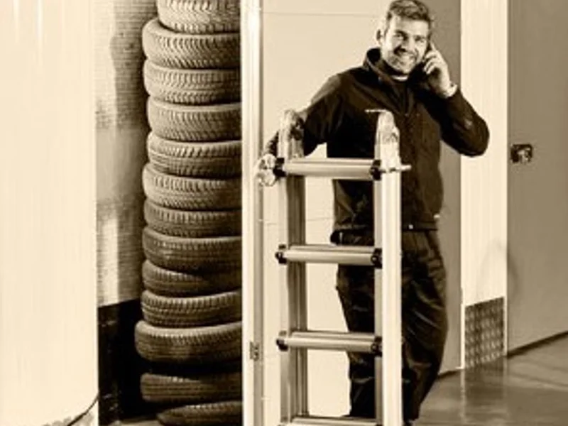 Trasteros LOWBOX en Argüelles Madrid en C. de Guzmán el Bueno, 37, Chamberí, 28015 Madrid, España - Imagen 2