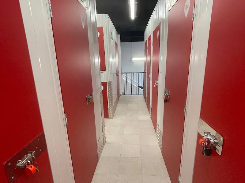 Trasteros Lockey en C. de Galileo, 45, Chamberí, 28015 Madrid, España - Imagen 2