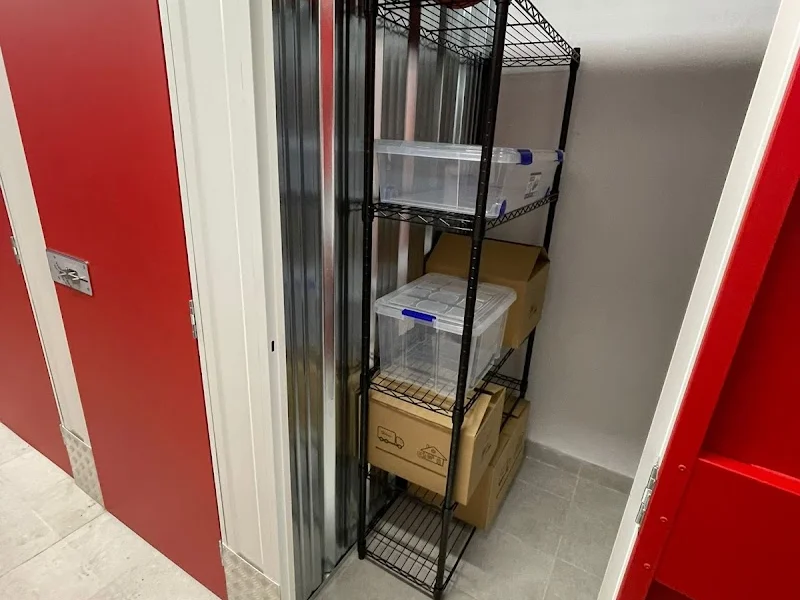 Trasteros Lockey en C. de Galileo, 45, Chamberí, 28015 Madrid, España - Imagen 4