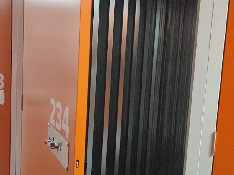 BeBox Carolina Baeza - Carabanchel en C. de Carolina Baeza, 11, Carabanchel, 28044 Madrid, España - Imagen 3