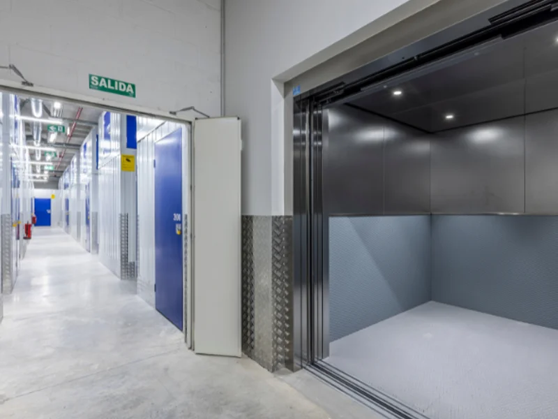 OhMyBox! Trasteros de alquiler: Carabanchel, Madrid en C. de Reus, 5-7, Carabanchel, 28044 Madrid, España - Imagen 4