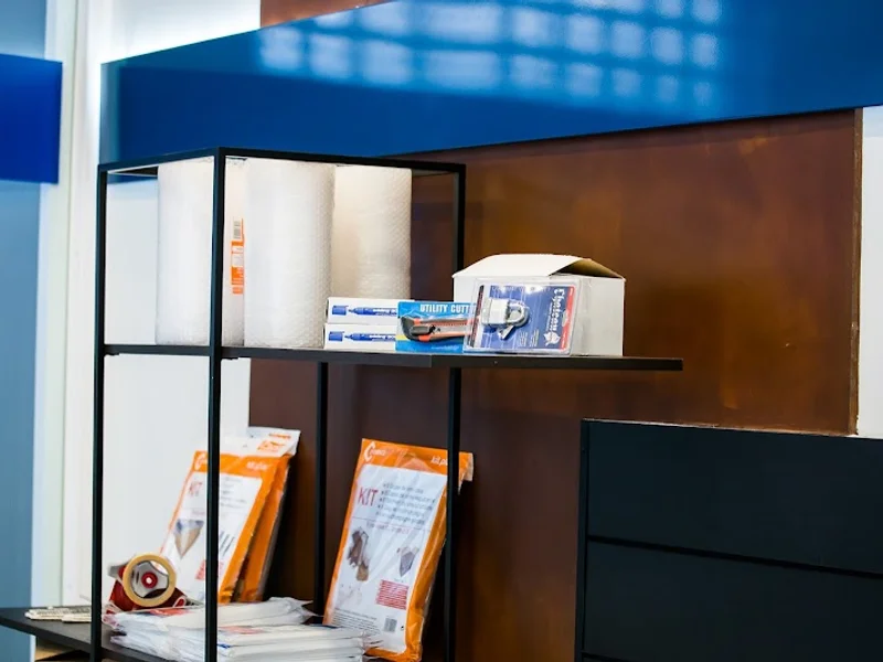 Trasteros Eguaras en C. de Vázquez de Mella, 41, Cdad. Lineal, 28017 Madrid, España - Imagen 3