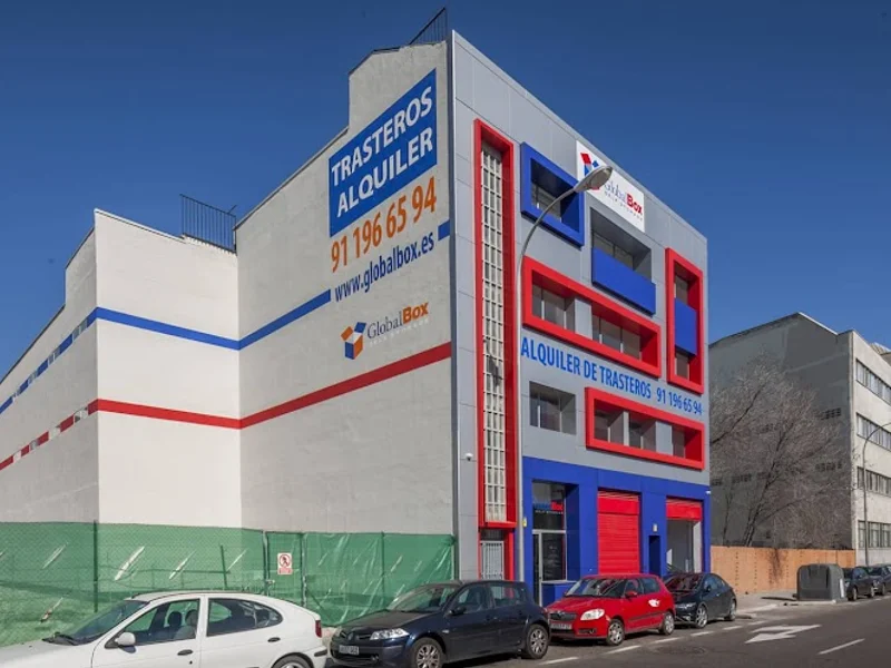 GLOBALBOX - Trasteros EMILIO MUÑOZ en C. de Emilio Muñoz, 53, San Blas-Canillejas, 28037 Madrid, España - Imagen 3