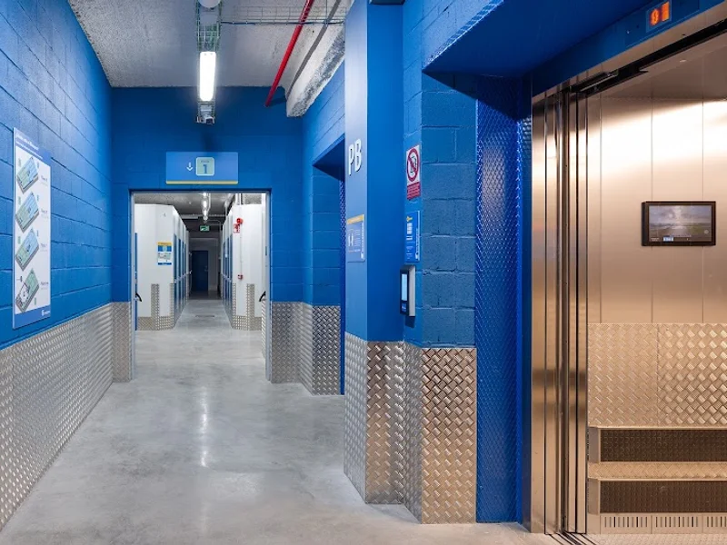 Bluespace en C. de García Martín, 12, 28224 Pozuelo de Alarcón, Madrid, España - Imagen 3
