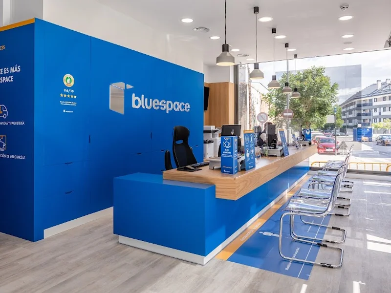 Bluespace en C. de García Martín, 12, 28224 Pozuelo de Alarcón, Madrid, España - Imagen 4