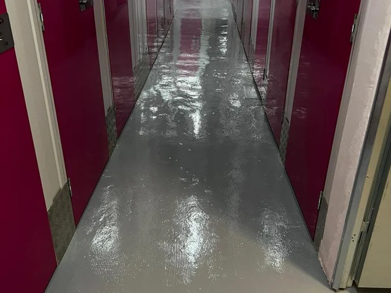 MADBOX CITY en C. de García Luna, 22, Chamartín, 28002 Madrid, España - Imagen 4