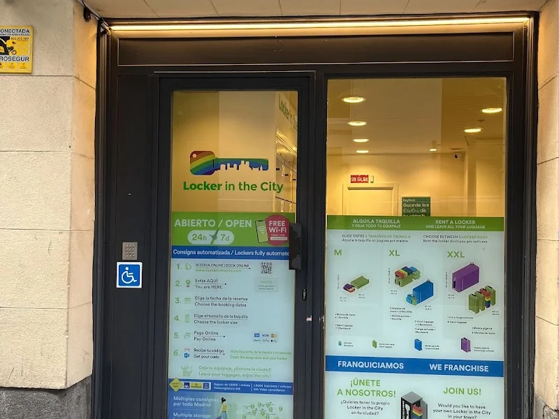 Locker in the City Madrid - Consigna 24h en Chueca | Retiro | Colón en C. de la Libertad, 27, Centro, 28004 Madrid, España - Imagen 4