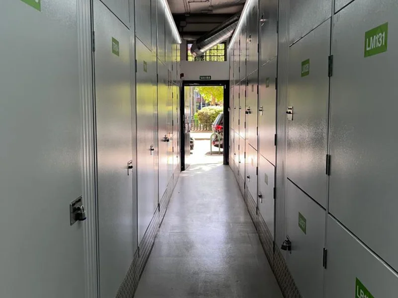 TRASTEROS SmarTTrasting Barrio de Prosperidad en C/ de Baeza, 7, Chamartín, 28002 Madrid, España - Imagen 2