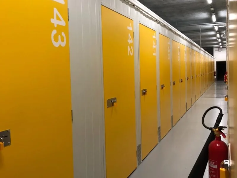 Trastero Manoca - Alquiler de Trasteros Madrid en Av. de Baviera, 13, Salamanca, 28028 Madrid, España - MejorTrastero