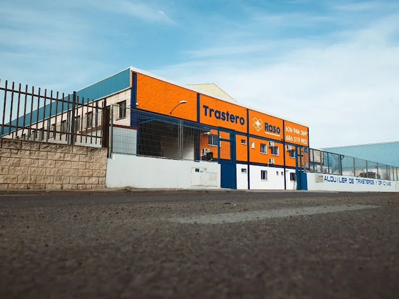 Trastero Raso en Poligono Prado Overa, C. Puerto de Pajares, 38, 28919 Leganés, Madrid, España - Imagen 1