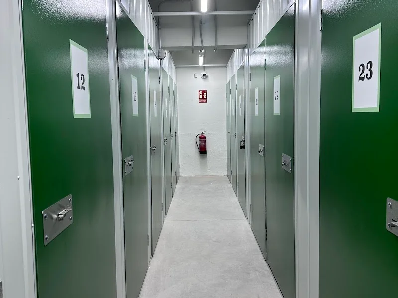 Trasteros Heliodoro - Alquiler Trasteros Madrid en C. de Campo Real, 4, Tetuán, 28039 Madrid, España - Imagen 2