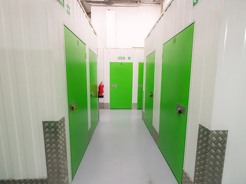 Pongo Trasteros Cuatro Caminos en C. de Palencia, 22, Tetuán, 28002 Madrid, España - Imagen 2