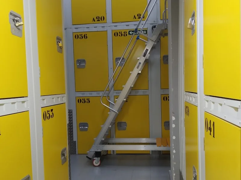 Pongo Trasteros Cuatro Caminos en C. de Palencia, 22, Tetuán, 28002 Madrid, España - Imagen 3