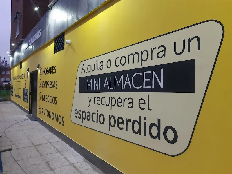 Trasteros Madrid en C. de Lérida, 7, Tetuán, 28020 Madrid, España - Imagen 4
