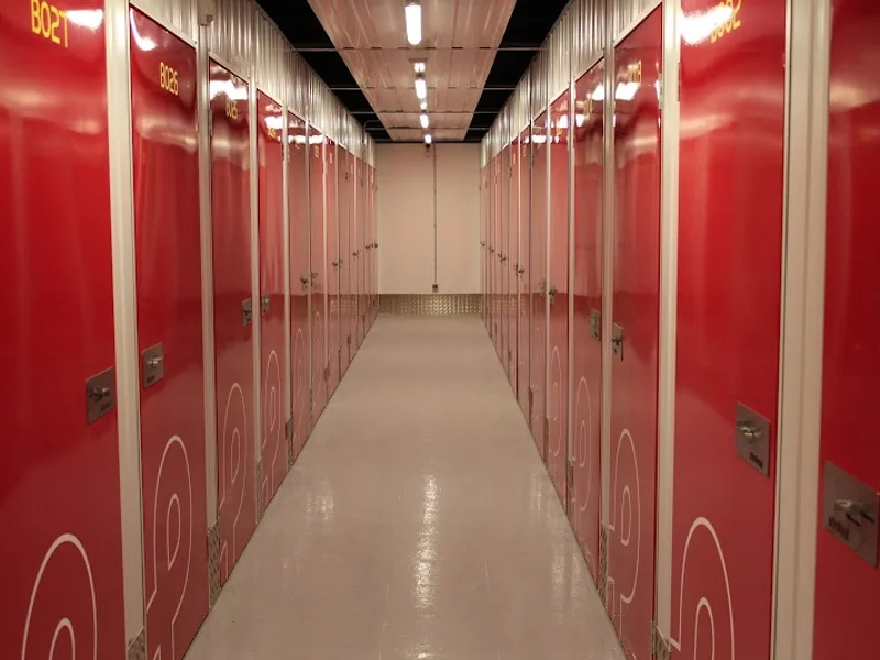 Xtrabox en P.º de la Castellana, 123, Posterior, Tetuán, 28046 Madrid, España - Imagen 2