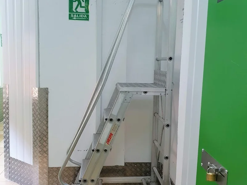 Metalbox Self Storage Trasteros y Almacenamiento en C. de Chile, 18, 28016, Chamartín, 28016 Madrid, España - Imagen 3