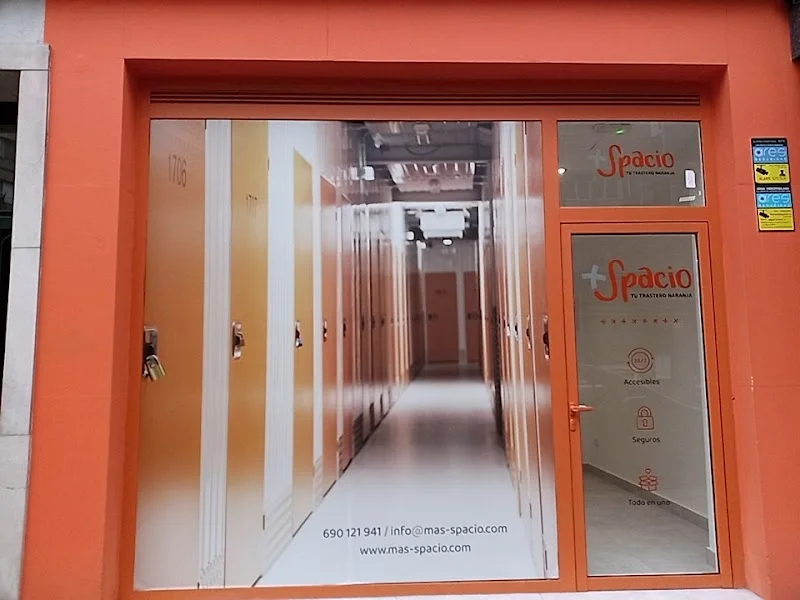 + Spacio Trasteros en C. de Bolivia, 8 Calle Bolivia 16, C. de Aguilón, 7, Chamartín, 28016 Madrid, España - Imagen 3