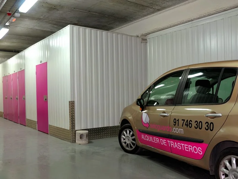 Trasteros Seloguardo en C. Puerto de Las Cañadas del Teide, 61, 28919 Leganés, Madrid, España - Imagen 3