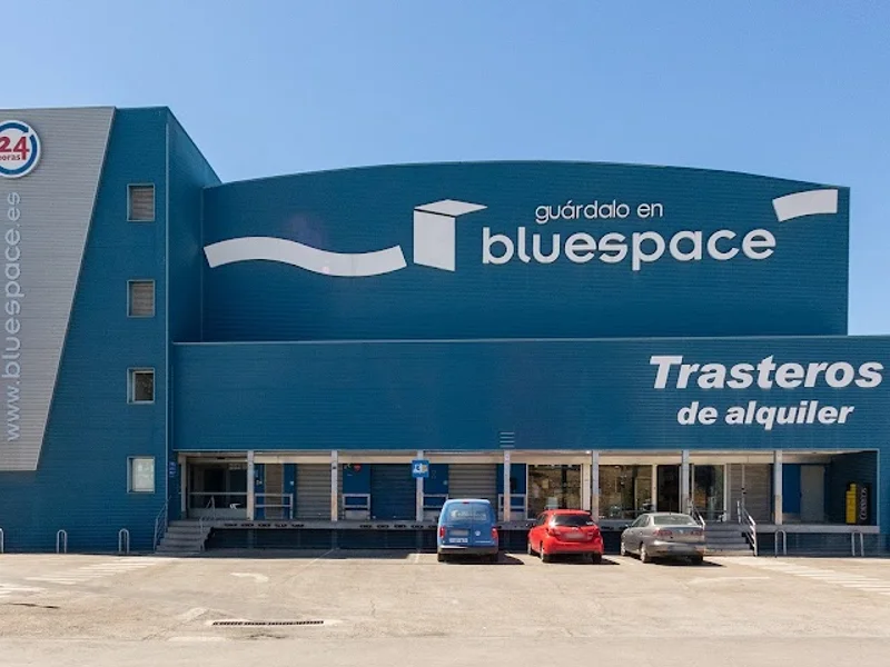 Bluespace Barajas en C. Trespaderne, 25, Barajas, 28042 Madrid, España - Imagen 1