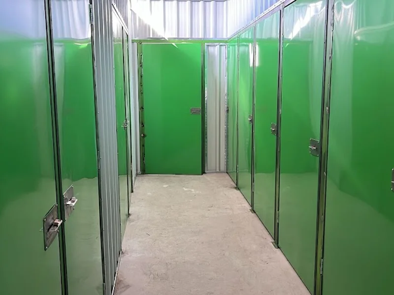 Trasteros Madrid sur en C. Puerto de San Glorio, 46, 28919 Leganés, Madrid, España - Imagen 2