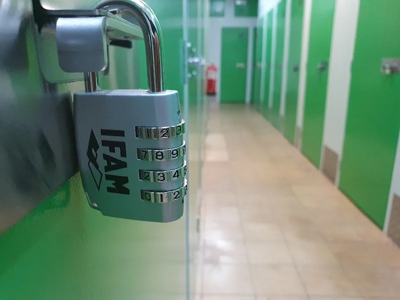 Metalbox Self Storage en C. de la Drácena, 34, 28016, Chamartín, 28016 Madrid, España - Imagen 2