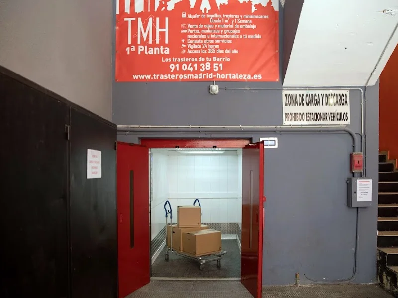 Trasteros Madrid Hortaleza los trasteros de tú barrio S.L. en C. de Servator, 19, 1ª Planta, Hortaleza, 28043 Madrid, España - Imagen 2