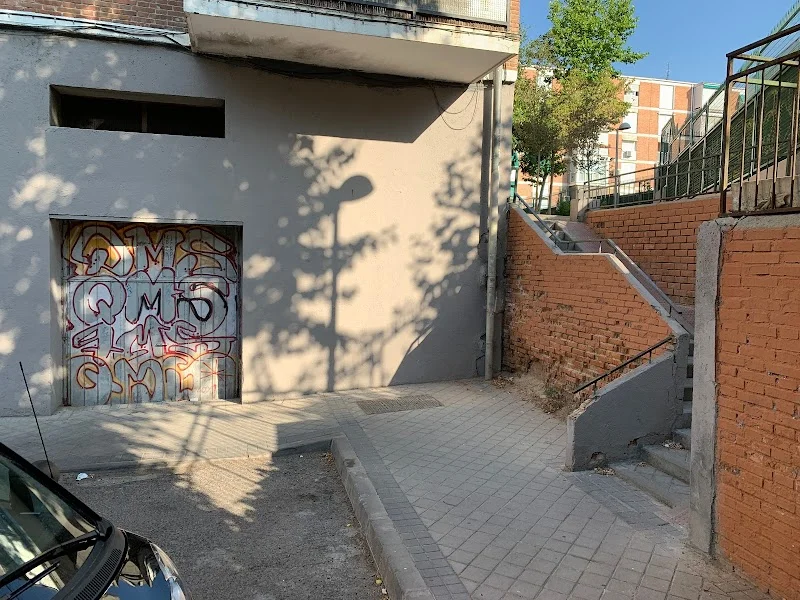 Trasteros En PINAR DEL REY en C. de Pablo Serrano, 11, Hortaleza, 28043 Madrid, España - Imagen 3