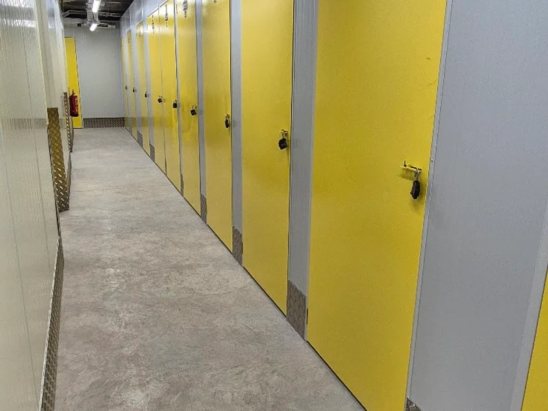 Atlantic Urban en Av. de San Luis, 54, Hortaleza, 28033 Madrid, España - Imagen 1