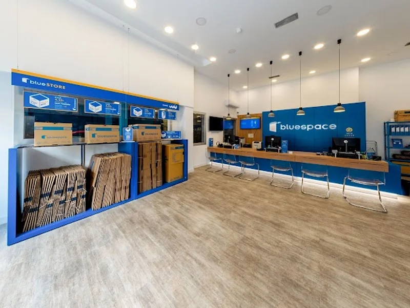 Bluespace H. Ramón y Cajal en C. de Manuel Tovar, 28, Fuencarral-El Pardo, 28034 Madrid, España - Imagen 3