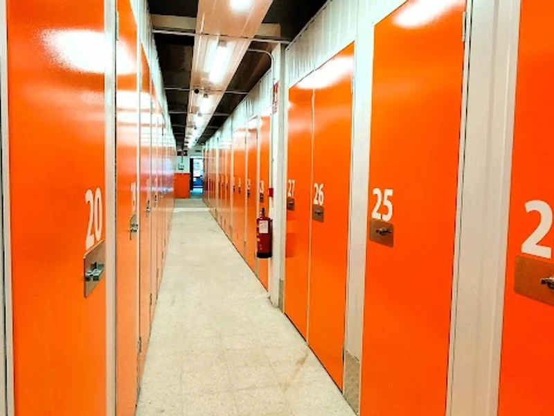 Trasteros Naranja Villaverde Alto II en P.º de Alberto Palacios, 78, Villaverde, 28021 Madrid, España - Imagen 1