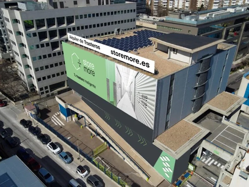 Storemore Hortaleza | Alquiler de trasteros en Cam. de la Fuente de la Mora, 7, Hortaleza, 28050 Madrid, España - Imagen 1