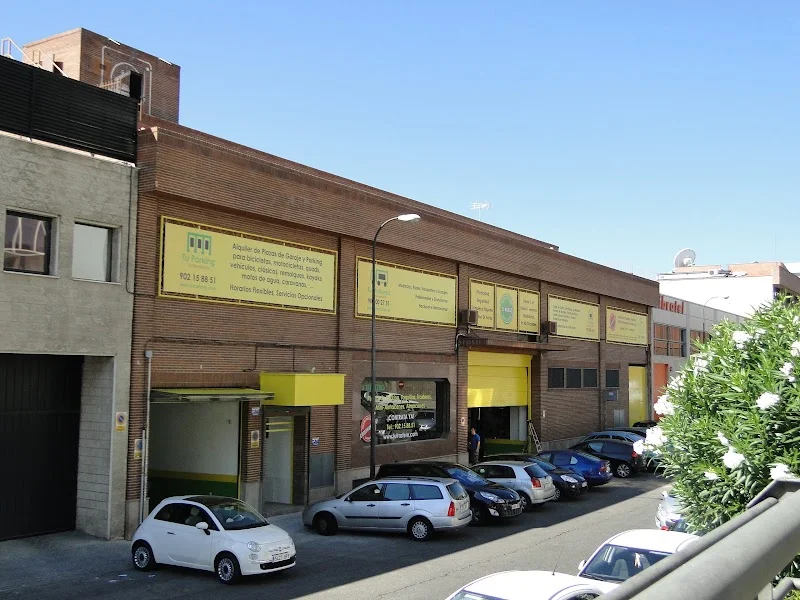 Tu Trastero® - Alquiler de Trasteros Fuencarral en Calle Xaudaró, 9, Fuencarral-El Pardo, 28034 Madrid, España - Imagen 3