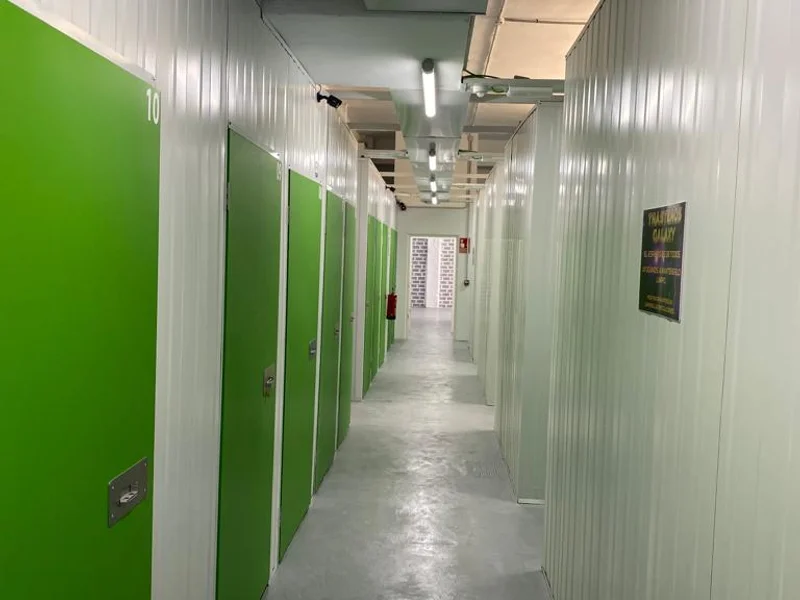 Trasteros Galaxy en C. Centeno, 29, Usera, 28026 Madrid, España - Imagen 2