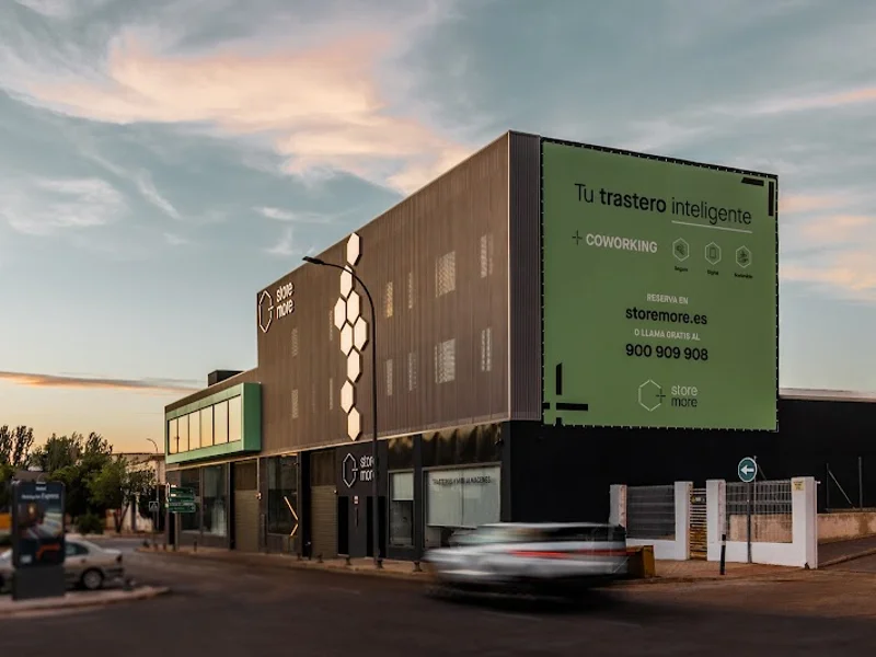 Storemore Alcobendas | Alquiler de trasteros en C. de Francisco Gervás, 6, 28108 Alcobendas, Madrid, España - Imagen 1